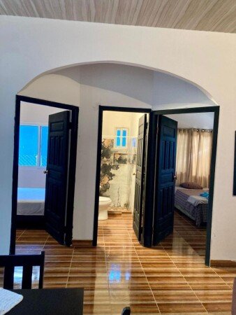 Casa 2 habitaciones, con jardín