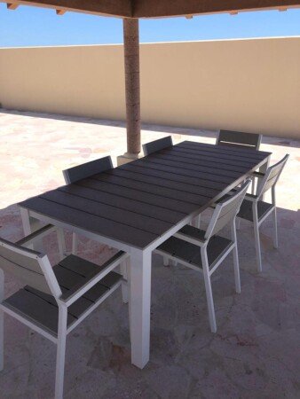 Aparthotel 10 guests, with pool
