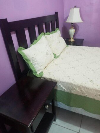 Apartamento 5 huéspedes, con jardín