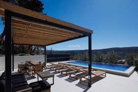 Villa 3 camere, con piscina