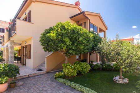 Appartamento 5 ospiti, con giardino