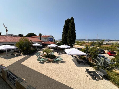 Auberge de jeunesse 4 voyageurs, avec jardin