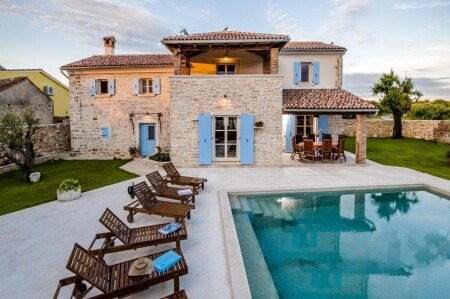 Villa 4 Schlafzimmer, mit Pool
