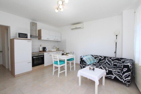 Wohnung 1 Schlafzimmer, mit Klimaanlage