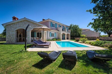 Villa 3 Schlafzimmer, mit Pool
