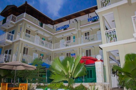 Hotel con piscina
