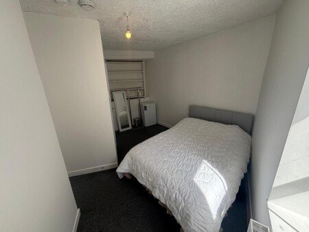 Bed and breakfast 1 bedroom, with parking