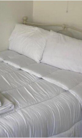 Bed and breakfast 1 bedroom, with parking