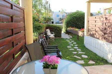 Apartment 7 guests, with pool