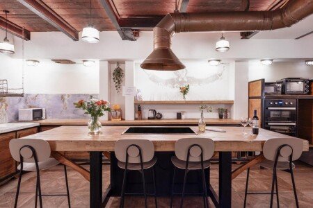 Hostel 4 guests, with pool