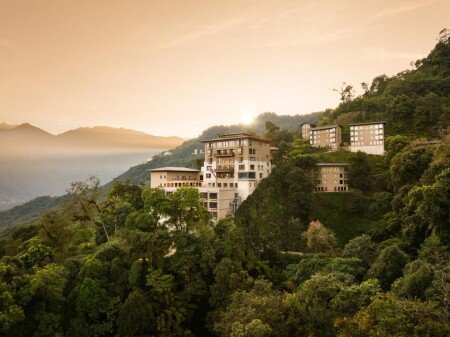 Hotel with jacuzzi