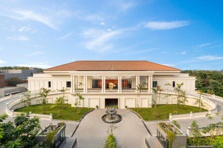 Hotel with pool