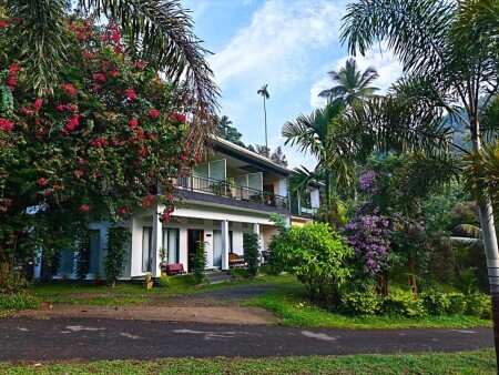 Bed and breakfast 4 guests, with gym