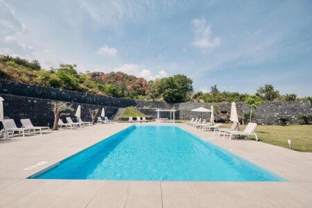 Casa 1 camera, con piscina