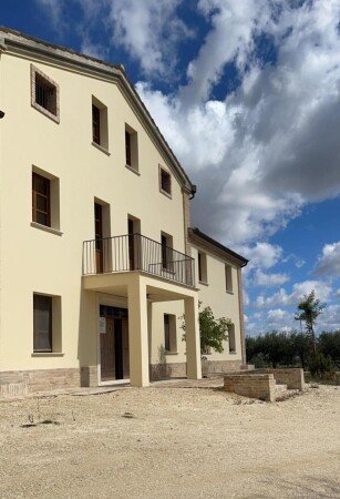 Bed and breakfast 4 ospiti, con giardino