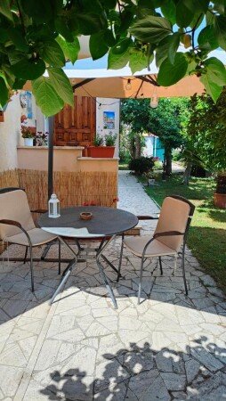 Appartamento 1 camera, con giardino