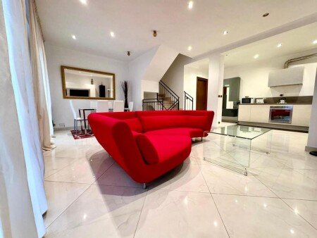 Villa 3 camere, con giardino