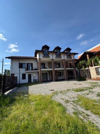 Villa 2 camere, con giardino