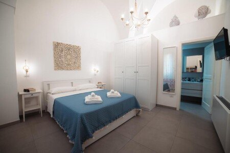 Casa 2 camere, con giardino