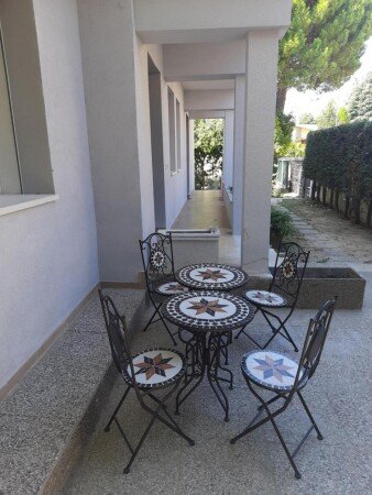 Appartamento 2 camere, con giardino