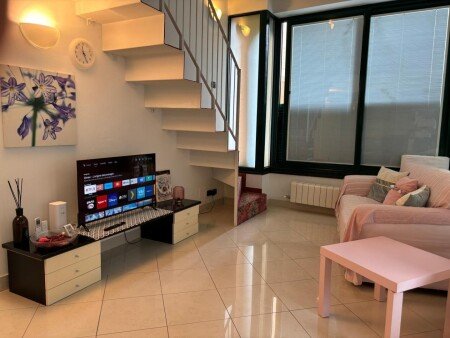 Casa 3 camere, con giardino