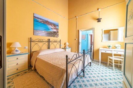 Casa 2 camere, con giardino