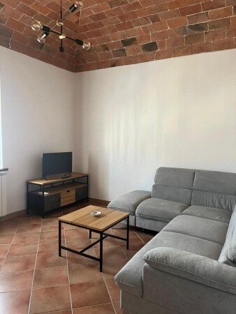 Appartamento 2 camere, con giardino