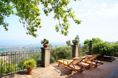 Villa 9 ospiti, con giardino