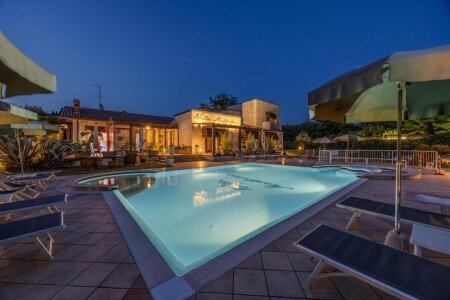 Bed and breakfast 4 ospiti, con piscina