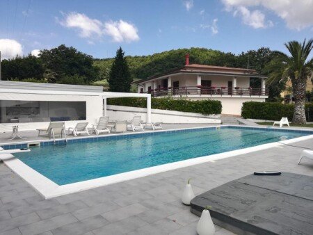 Villa 4 camere, con piscina