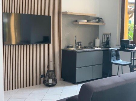 Appartamento 1 camera, con giardino