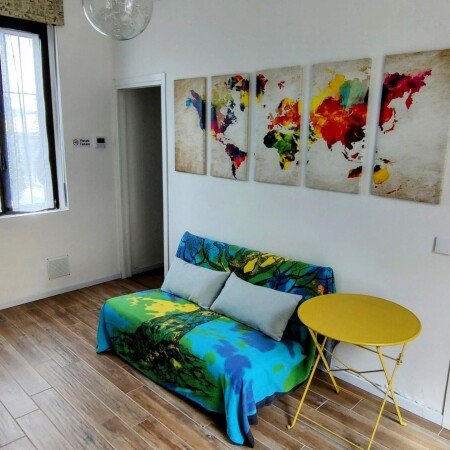 Casa 2 camere, con giardino