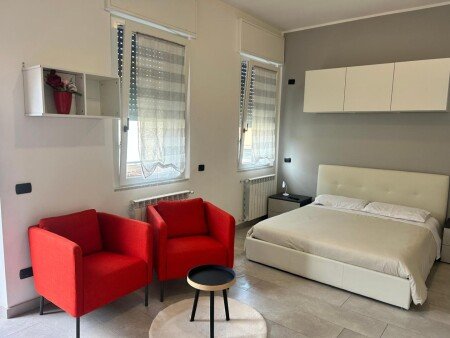 Appartamento 1 camera, con giardino