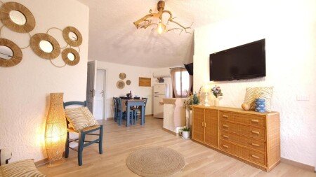 Villa 2 camere, con giardino