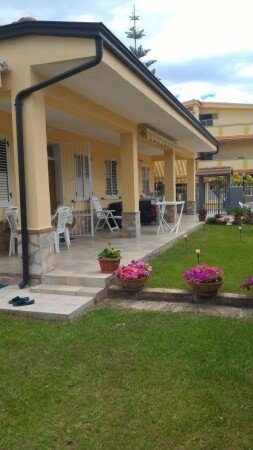 Appartamento 2 camere, con giardino