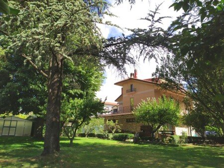 Villa 5 camere, con idromassaggio