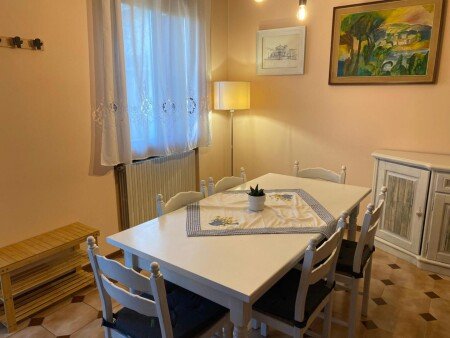 Casa 3 camere, con giardino