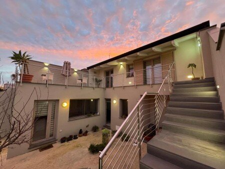 Bed and breakfast 3 ospiti, con giardino