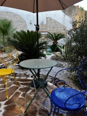 Appartamento 1 camera, con giardino