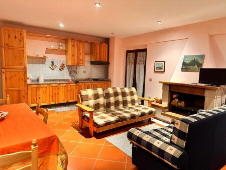 Appartamento 2 camere, con parcheggio