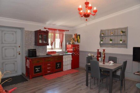 Appartamento 1 camera, con giardino