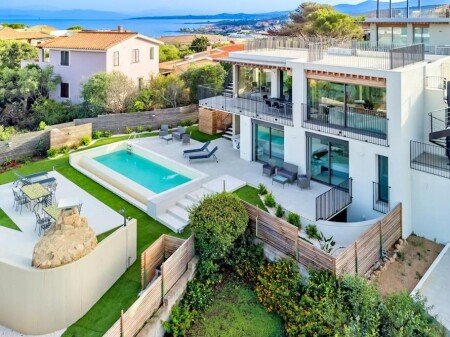 Villa 4 camere, con idromassaggio