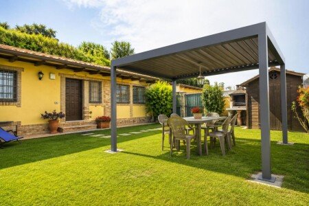 Casa 2 camere, con giardino