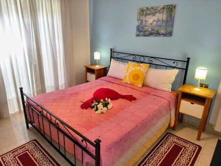 Casa 2 camere, con giardino