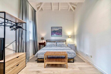 Casa 1 camera, con giardino