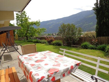 Appartamento 1 camera, con giardino