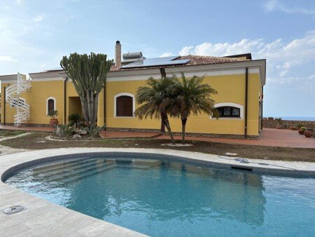 Bed and breakfast 4 ospiti, con piscina