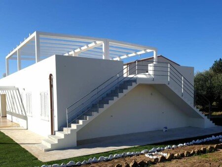 Casa 2 camere, con giardino