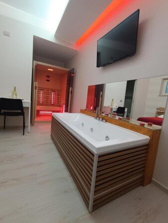 Bed and breakfast 1 camera, con idromassaggio