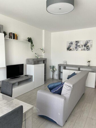 Appartamento 3 camere, con aria condizionata